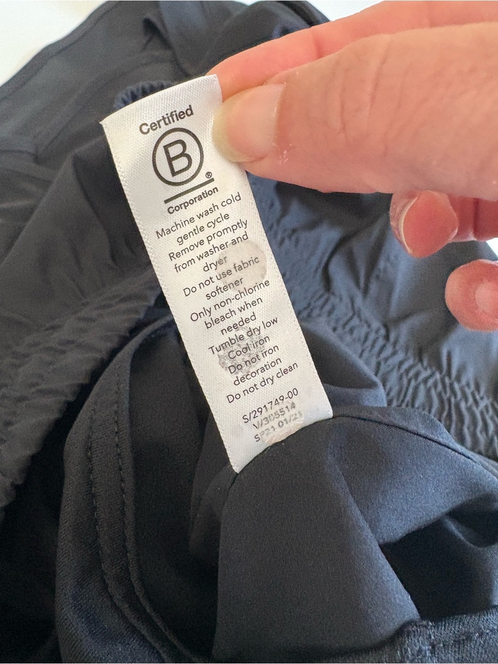 Athleta Mesh Racer Run Short Size 1x Black - Picture 5 of 10